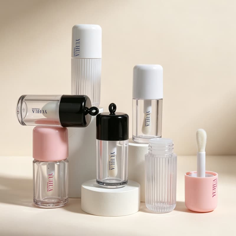 Cosmetic packaging — Luxury 5ml 6ml Plastic Liquid Blush Bottle with Sponge Tip Brush AS Lip Gloss Tube Cosmetic Container for Essence Gel Blush