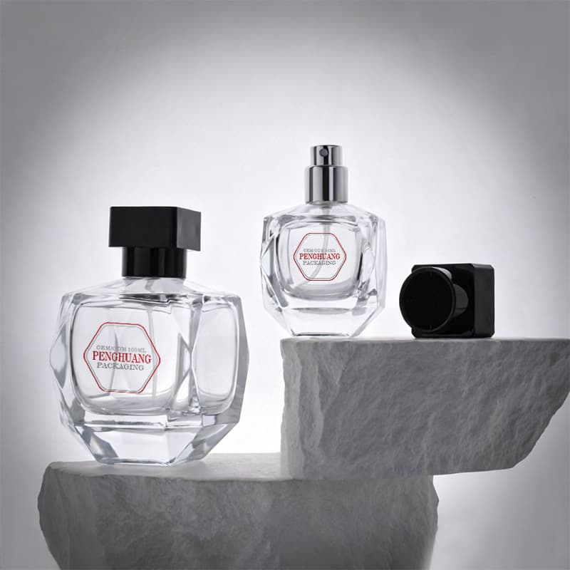 Cosmetic packaging — 30ml 100ml Clear Geometric Scent Square Glass Perfume Spray Bottle Empty Thick Bottom Fragrance Container with Glossy Black Cap