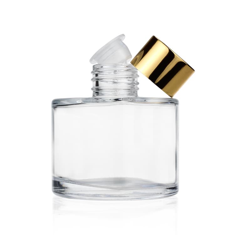 Cosmetic packaging — Hot Selling Car Air Freshener 130ML Empty Square Shape Car Hanging Perfume Bottles Glass Diffuser Bottle for Essential Oils