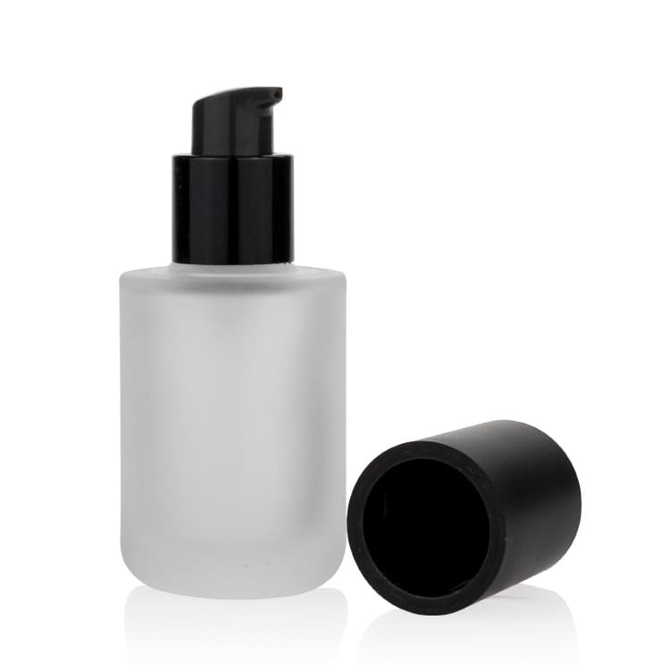 Cosmetic packaging — 30ml 40ml 50ml Frost Flat Shoulder Round Frost Foundation Bottle with Black Pump
