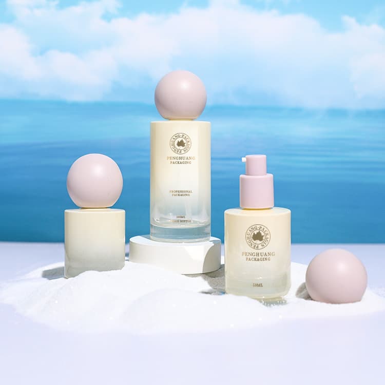 Cosmetic packaging — 30ml 50ml 100ml Serum Pump Bottle Custom Color Wholesale Skincare Packaging Glass Foundation Bottle