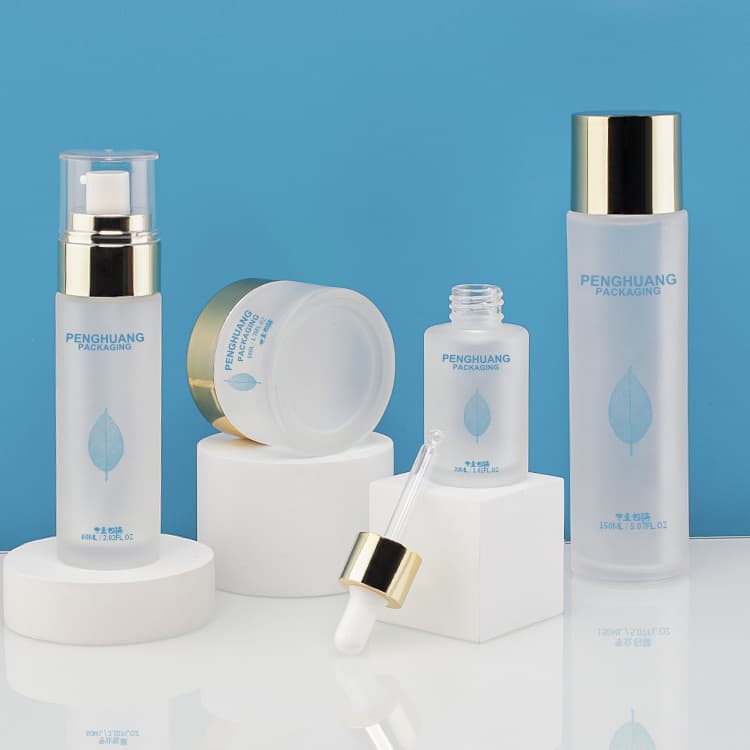 Cosmetic packaging — Wholesale Cosmetic Packaging 30ml Glass Black Dropper Bottles With Childproof Dropper skincare set