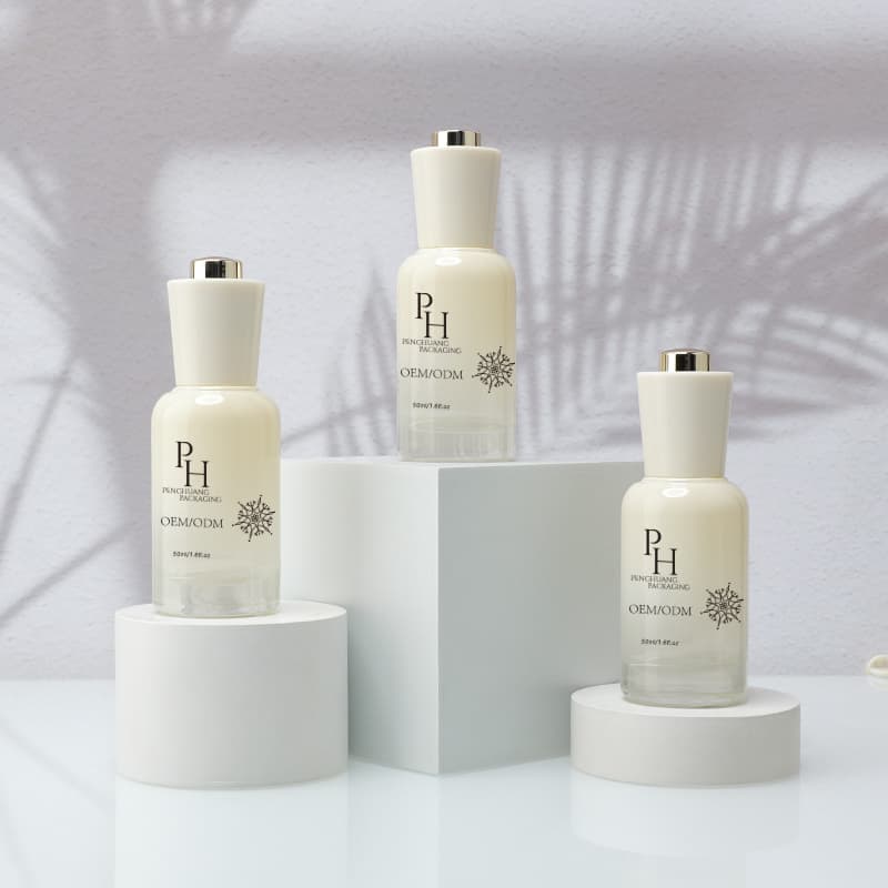 Cosmetic packaging — Luxury 30ml 45ml 1oz Round Glass Serum Bottles Wholesale Push Button Dropper Empty Essential Oil and Skin Care Cream Eye Drop