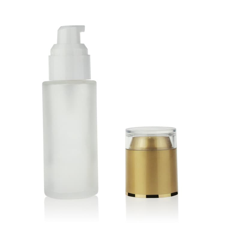 Cosmetic packaging — Empty fancy frosted  cosmetic glass bottle 40ml/80ml/120ml with  Acrylic spray pump skin care cream professional makeup set