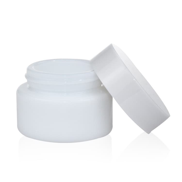 Cosmetic packaging — Luxury Opal White Porcelain 15g Round Jars Container Cosmetic Packaging  for SkinCare Jar with White  Lid