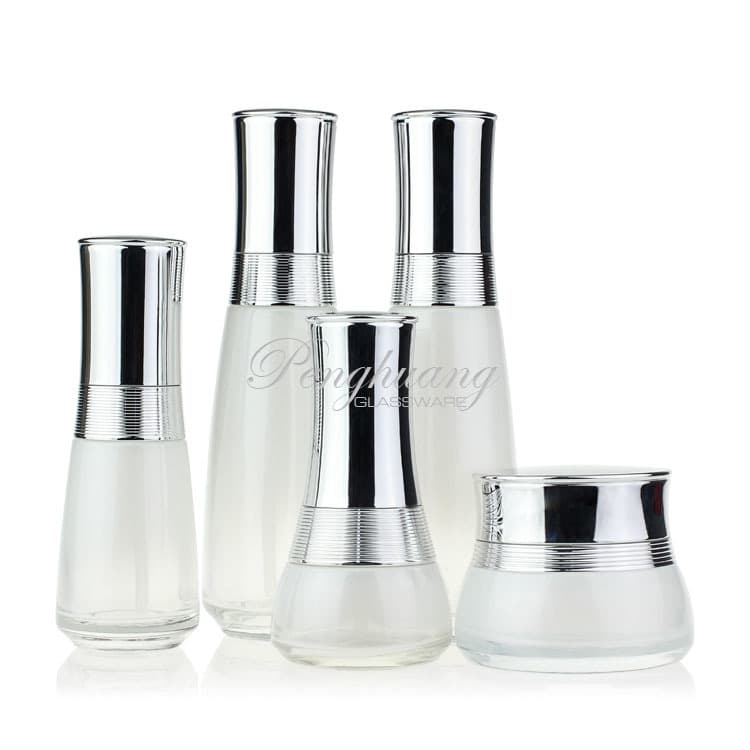 Cosmetic packaging — popular empty clear 50g 30ml 40ml 100ml 120ml glass lotion bottle cosmetic jar with silver cap
