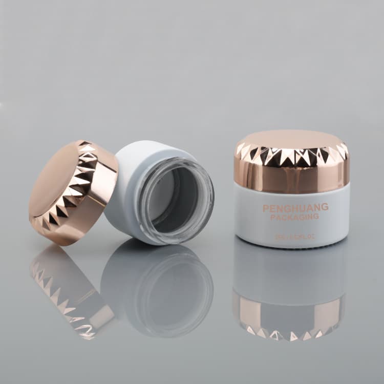 Cosmetic packaging — Wholesale Empty Cosmetic Glass Jars Gold Diamonds Lids 5g-50g Sizes Plastic Aluminum for Skin Care Face Cream Body Face Masks