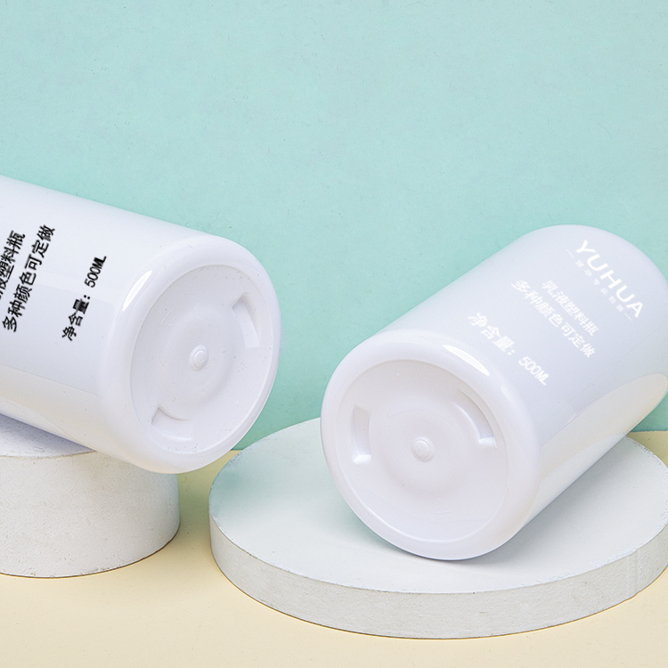 Cosmetic packaging — Custom empty cosmetic 500ml lotion bottle plastic shampoo bottle home & garden recycled plastic soap pump frosted PET bottle (5)