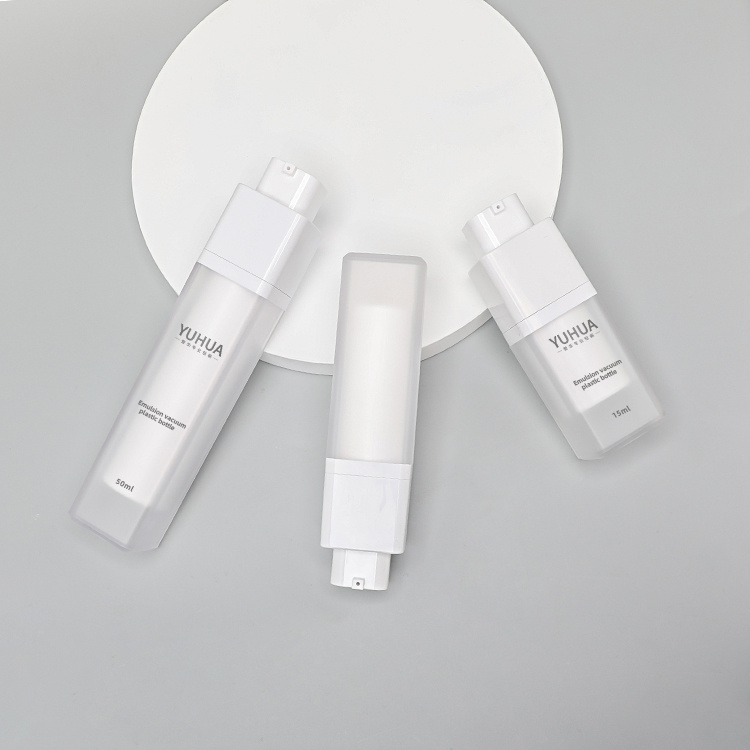 Cosmetic packaging — 15ml 30ml 50ml eco friendly skincare packaging vacuum pump sprayer bottle for sensitive skin care recycled plastic PET bottle (3)